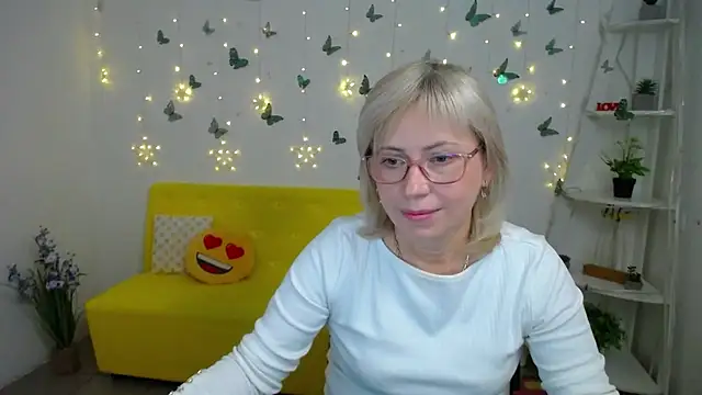 LaurenWishy online show from 9, 3, 2026