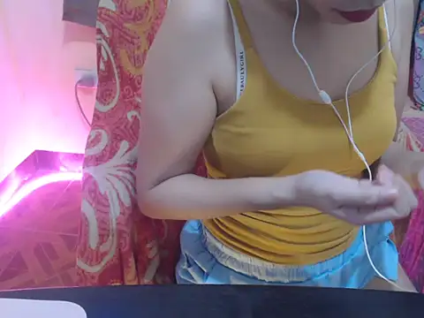 Snapshot of HotAsian_Yazzi69 chatting on 17, 3, 2026 HotAsian Yazzi69 online show from 17, 3, 2026