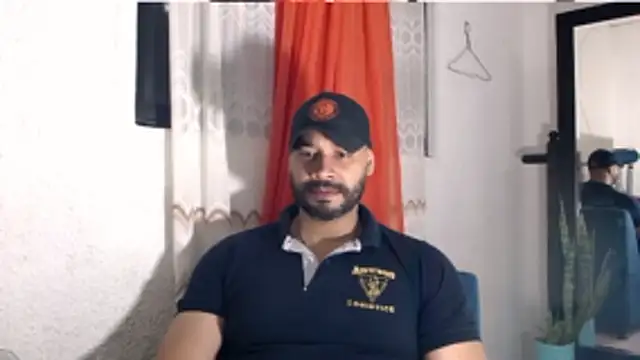 Snapshot of musclehetero chatting on 11, 6, 2026 musclehetero online show from 11, 6, 2026