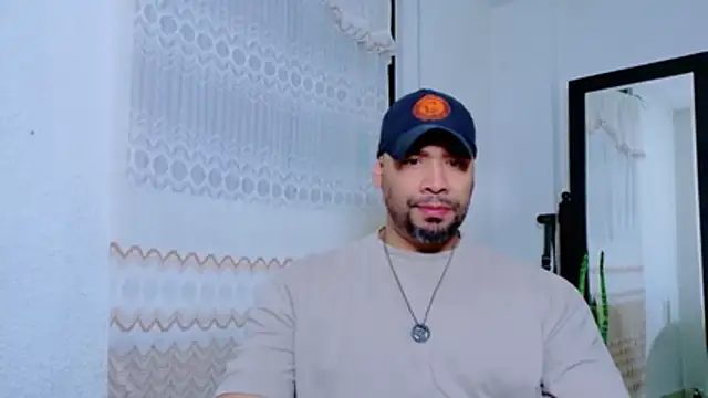 Snapshot of musclehetero chatting on 12, 7, 2026 musclehetero online show from 12, 7, 2026