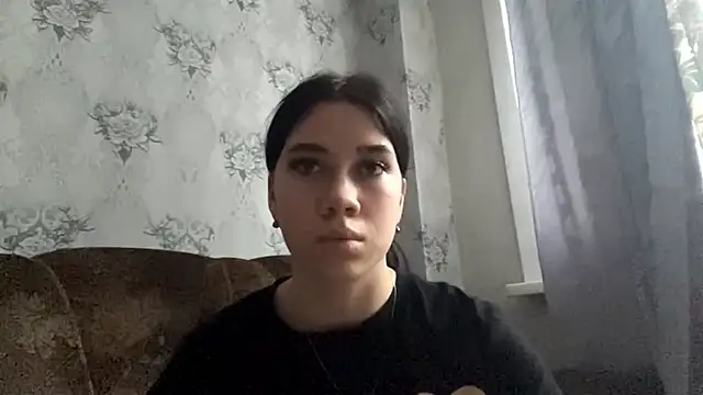 DebbiGoodknight online show from 4, 12, 2025