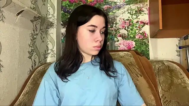 DebbiGoodknight online show from 7, 1, 2026