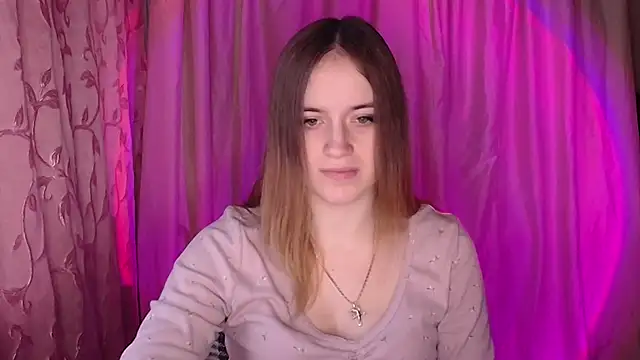 Illa May online show from 18, 12, 2025