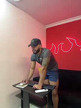 Mike savage3 online show from 13, 3, 2026