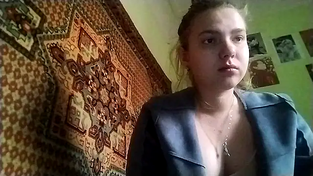 KikiBang online show from 1, 12, 2025