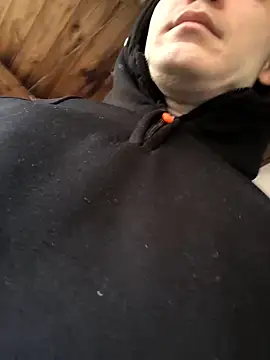 Snapshot of Spielzeugtwink chatting on 22, 11, 2025 Spielzeugtwink online show from 22, 11, 2025