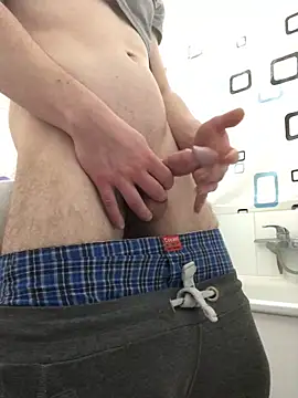 Snapshot of Spielzeugtwink chatting on 26, 11, 2025 Spielzeugtwink online show from 26, 11, 2025