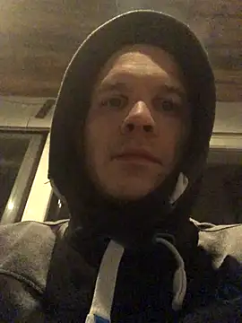 Snapshot of Spielzeugtwink chatting on 8, 1, 2026 Spielzeugtwink online show from 8, 1, 2026