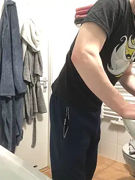 Snapshot of Spielzeugtwink chatting on 24, 2, 2026 Spielzeugtwink online show from 24, 2, 2026