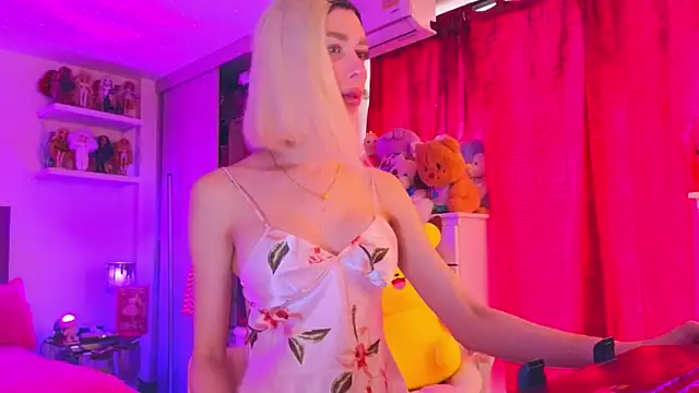 MadamBarbiee online show from 2, 12, 2025