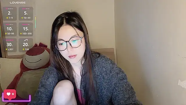 Snapshot of -Angela chatting on 9, 3, 2026 -Angela online show from 9, 3, 2026