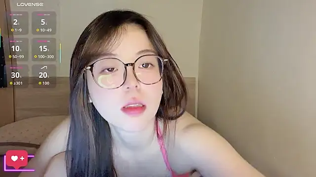 Snapshot of -Angela chatting on 18, 3, 2026 -Angela online show from 18, 3, 2026