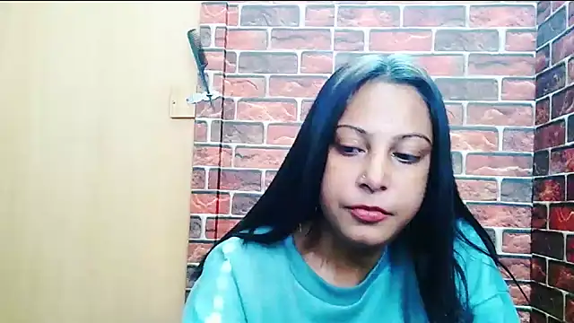 indian spice girl online show from 6, 7, 2026