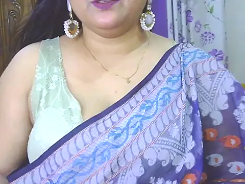 Natasha pihu online show from 4, 4, 2026