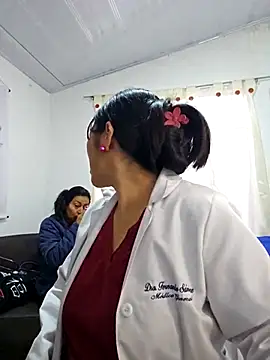 JustSamantha  online show from 30, 4, 2026