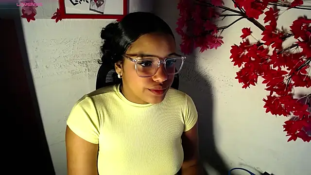 chleo rosse online show from 9, 7, 2026