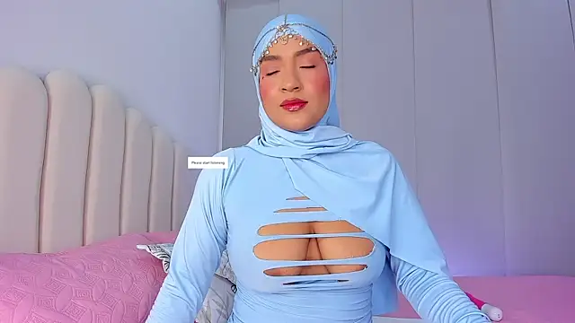 Snapshot of Amira-Zahra chatting on 11, 5, 2026 Amira-Zahra online show from 11, 5, 2026