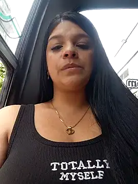 Layla-daring online show from 3, 5, 2026