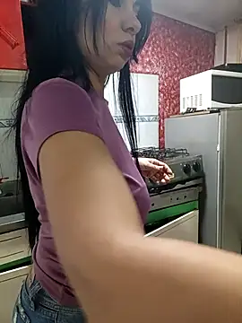 Snapshot of sarasol22 chatting on 3, 12, 2025 sarasol22 online show from 3, 12, 2025