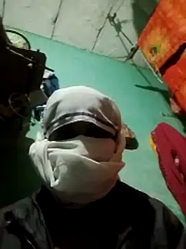 Snapshot of Xxx_suhana chatting on 15, 12, 2025 Xxx suhana online show from 15, 12, 2025