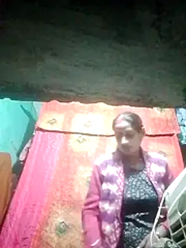 Snapshot of Xxx_suhana chatting on 18, 12, 2025 Xxx suhana online show from 18, 12, 2025