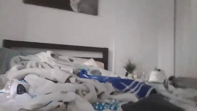 cryptokimgirl online show from 15, 3, 2026