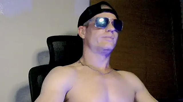 Snapshot of JockNThirsty chatting on 7, 3, 2026 JockNThirsty online show from 7, 3, 2026