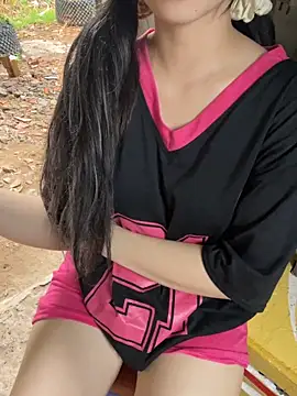 Snapshot of XndSeraphina chatting on 26, 2, 2026 XndSeraphina online show from 26, 2, 2026