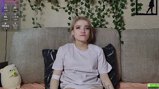 Snapshot of Megan_Lora chatting on 23, 3, 2026 Megan Lora online show from 23, 3, 2026