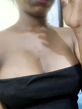 Snapshot of Simran_0011 chatting on 18, 3, 2026 Simran 0011 online show from 18, 3, 2026