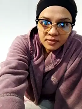 Snapshot of Cadence28 chatting on 23, 11, 2025 Cadence28 online show from 23, 11, 2025