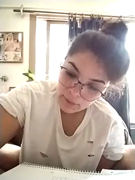 YouladyVidal online show from 24, 11, 2025