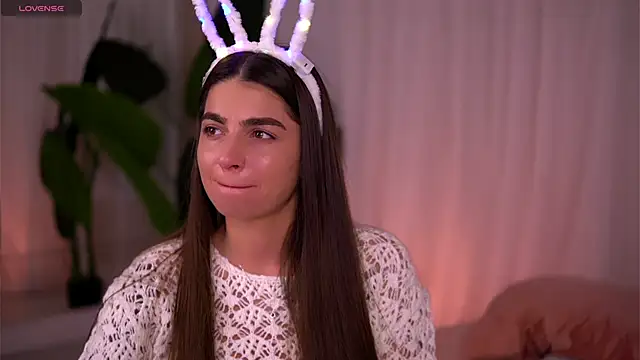 Snapshot of PureEllieX chatting on 5, 2, 2026 PureEllieX online show from 5, 2, 2026