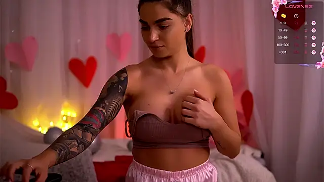 Snapshot of PureEllieX chatting on 23, 2, 2026 PureEllieX online show from 23, 2, 2026