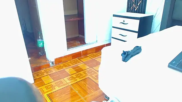 Snapshot of Hot_Latino_x chatting on 5, 1, 2026 Hot Latino x online show from 5, 1, 2026