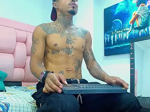 Snapshot of Hot_Latino_x chatting on 26, 2, 2026 Hot Latino x online show from 26, 2, 2026