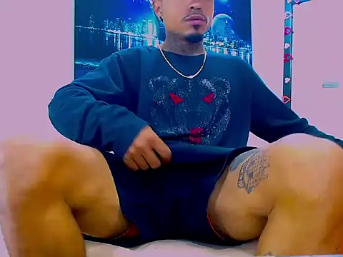 Snapshot of Hot_Latino_x chatting on 6, 3, 2026 Hot Latino x online show from 6, 3, 2026