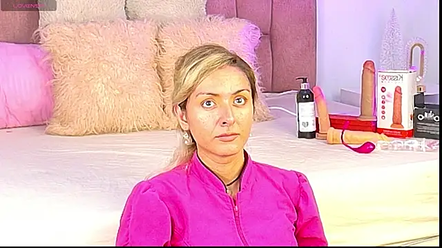 Snapshot of Lunitaa_Diva chatting on 3, 12, 2025 Lunitaa Diva online show from 3, 12, 2025