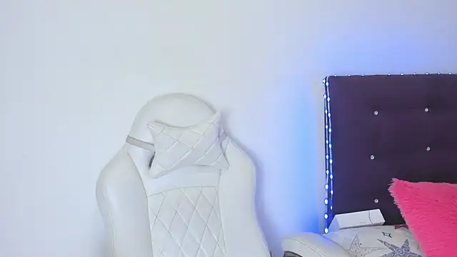 Snapshot of veronicaa_squirt chatting on 23, 5, 2026 veronicaa squirt online show from 23, 5, 2026
