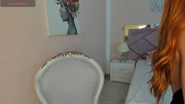Snapshot of VictoriaLasse chatting on 7, 7, 2026 VictoriaLasse online show from 7, 7, 2026