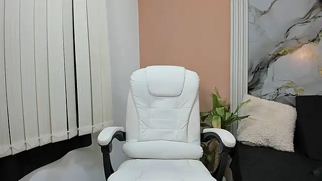 Snapshot of eren_jeager chatting on 13, 1, 2026 eren jeager online show from 13, 1, 2026