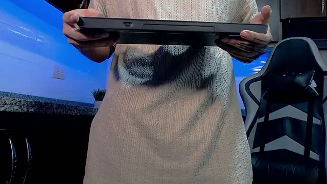 Snapshot of eren_jeager chatting on 9, 3, 2026 eren jeager online show from 9, 3, 2026