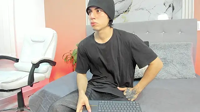 Snapshot of eren_jeager chatting on 11, 3, 2026 eren jeager online show from 11, 3, 2026