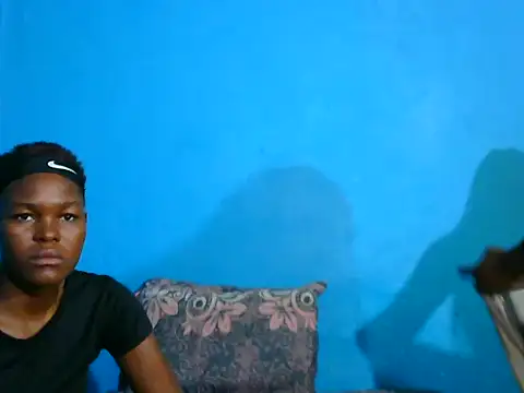 Snapshot of VirginPrincess06 chatting on 14, 12, 2025 VirginPrincess06 online show from 14, 12, 2025