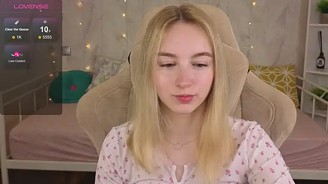 Shy Polly online show from 12, 6, 2026