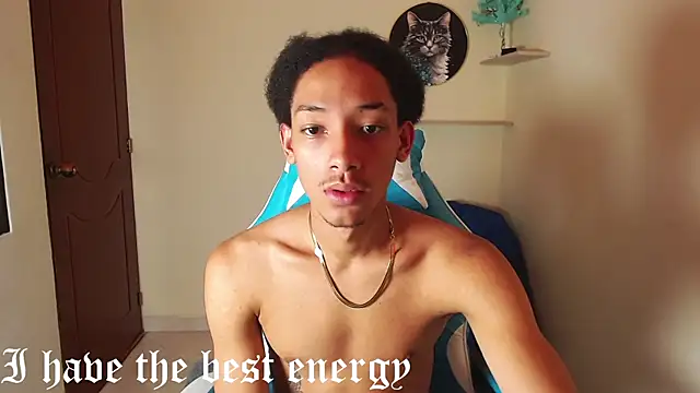 Snapshot of smith_66jr chatting on 18, 12, 2025 smith 66jr online show from 18, 12, 2025