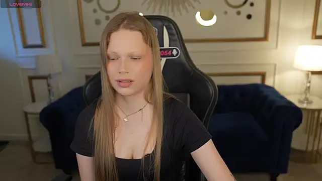 Snapshot of Charlotte_Dreams chatting on 30, 6, 2026 Charlotte Dreams online show from 30, 6, 2026