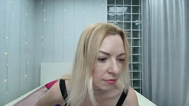 Brightly Heizer online show from 7, 5, 2026