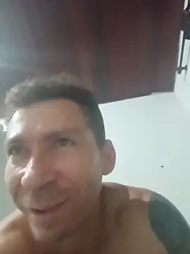 RobertoLuiz84 online show from 7, 1, 2026