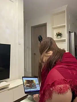 Queen-of-Love online show from 10, 7, 2026